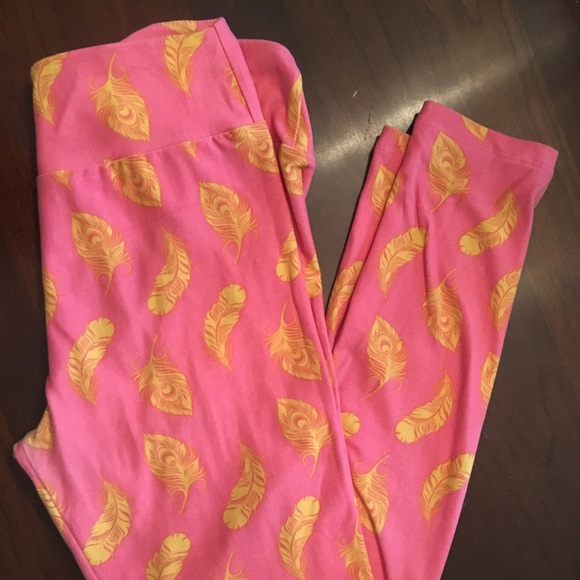 LulaRoe One Size Leggings, 5 pairs ($10 each) - Picture 5 of 6